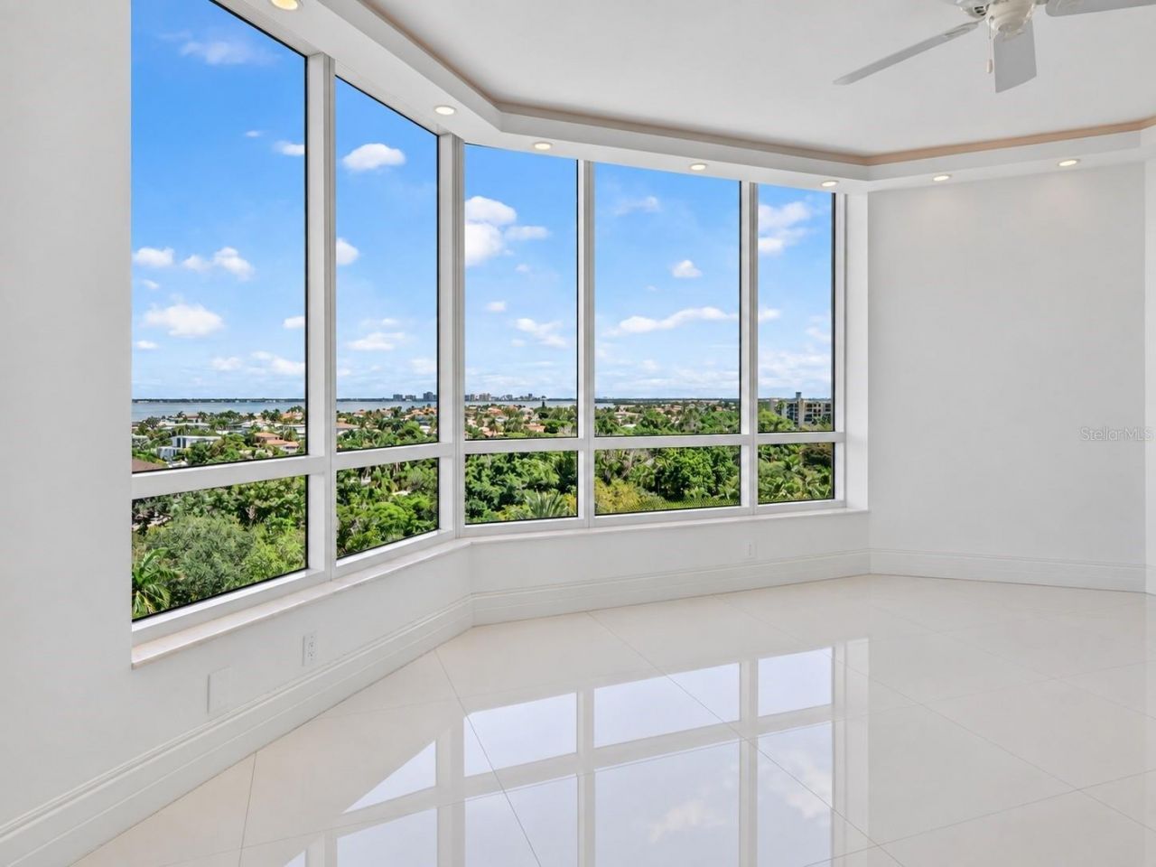 1281 Gulf Of Mexico Drive Drive, Unit 707, Longboat Key, FL 34228 Photo
