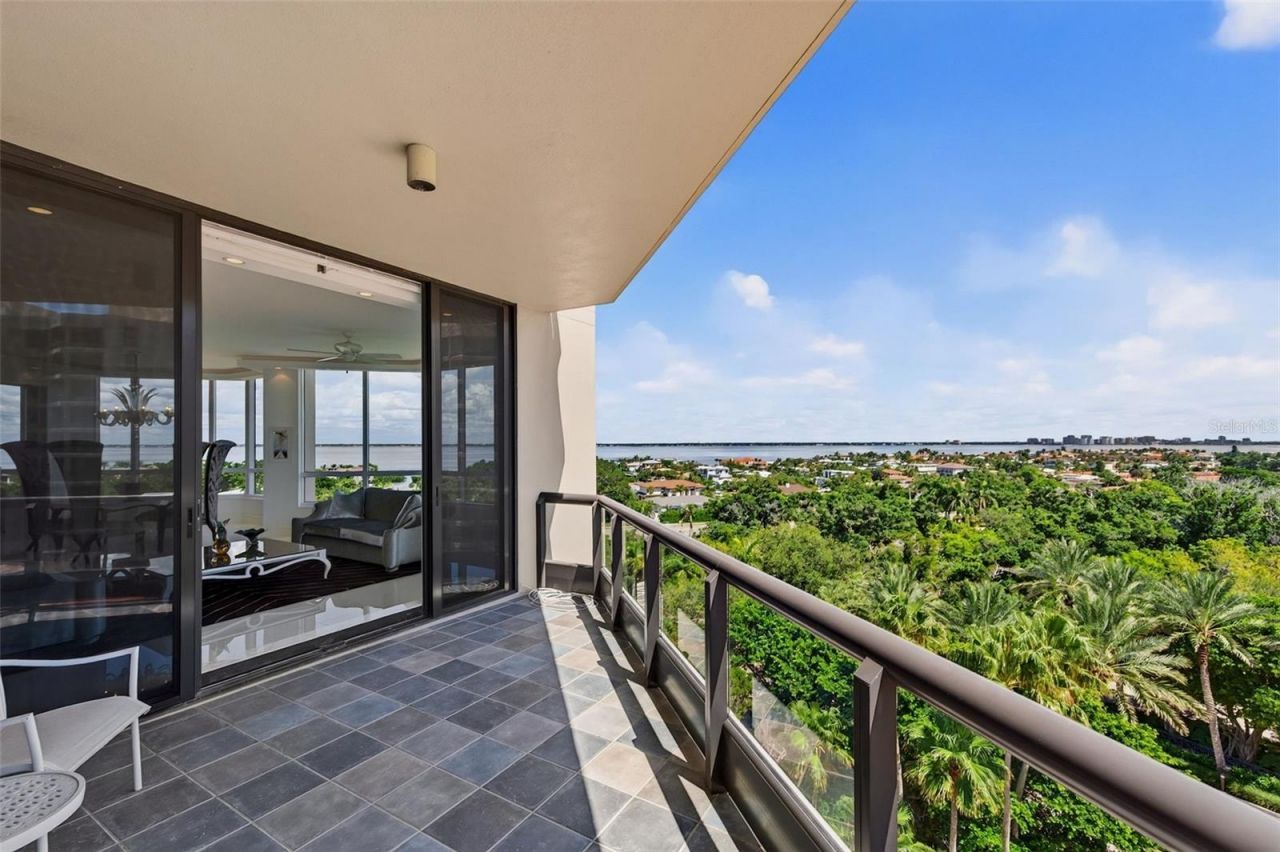 1281 Gulf Of Mexico Drive Drive, Unit 707, Longboat Key, FL 34228 Photo