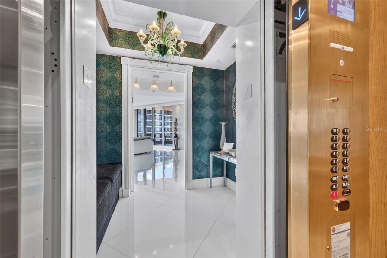 1281 Gulf Of Mexico Drive Drive, Unit 707, Longboat Key, FL 34228 Photo