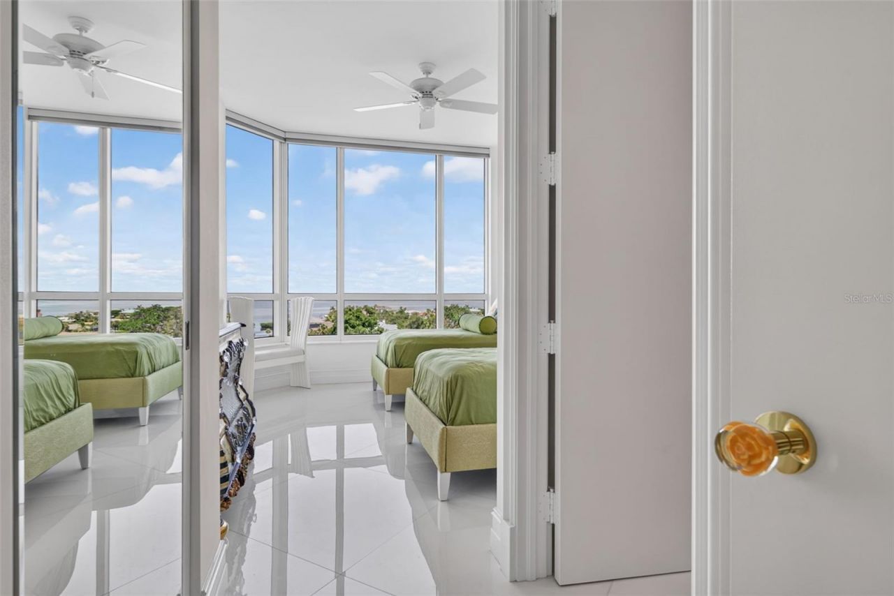 1281 Gulf Of Mexico Drive Drive, Unit 707, Longboat Key, FL 34228 Photo