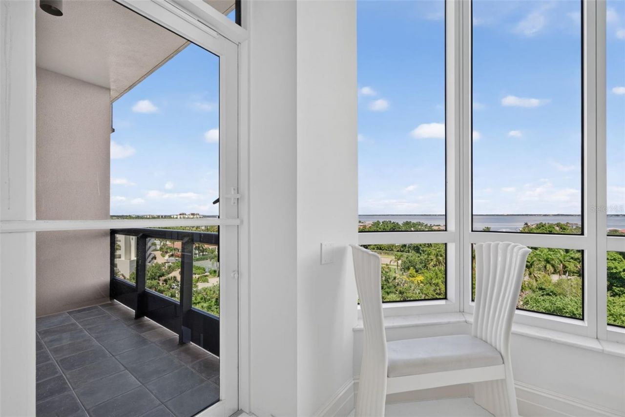 1281 Gulf Of Mexico Drive Drive, Unit 707, Longboat Key, FL 34228 Photo