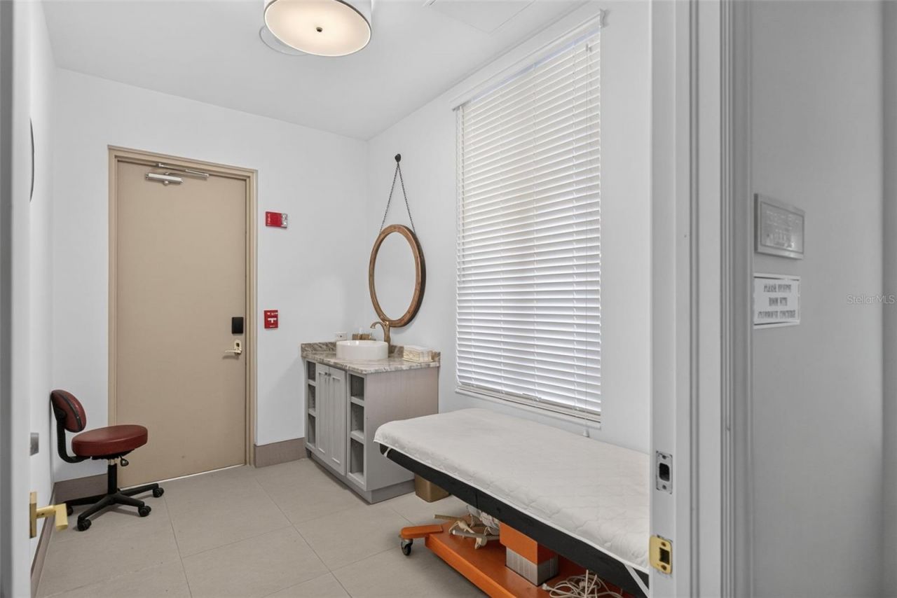 1281 Gulf Of Mexico Drive Drive, Unit 707, Longboat Key, FL 34228 Photo