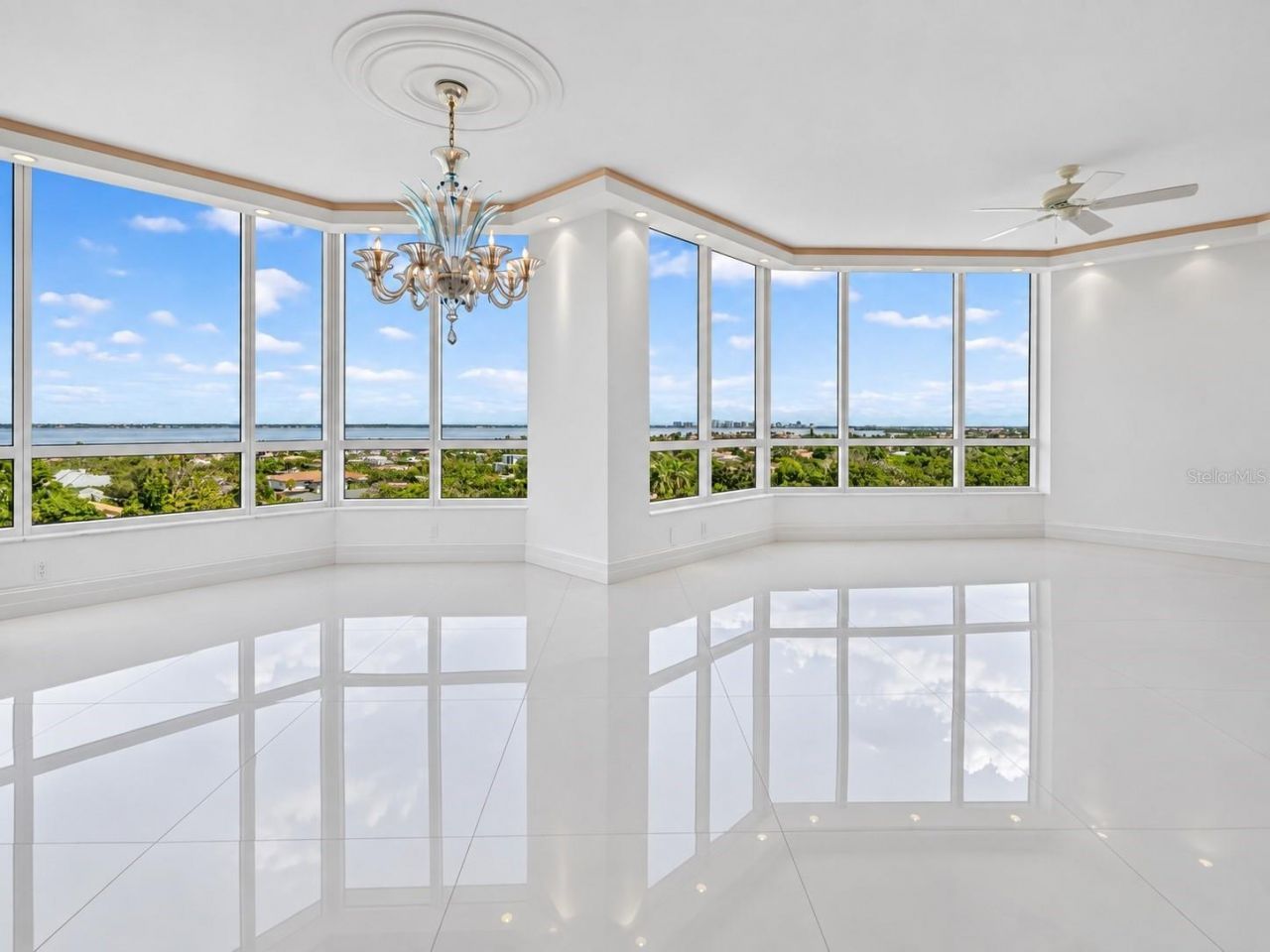 1281 Gulf Of Mexico Drive Drive, Unit 707, Longboat Key, FL 34228 Photo