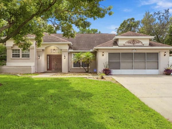 8088 SPANISH OAK DRIVE , SPRING HILL, FL 34606