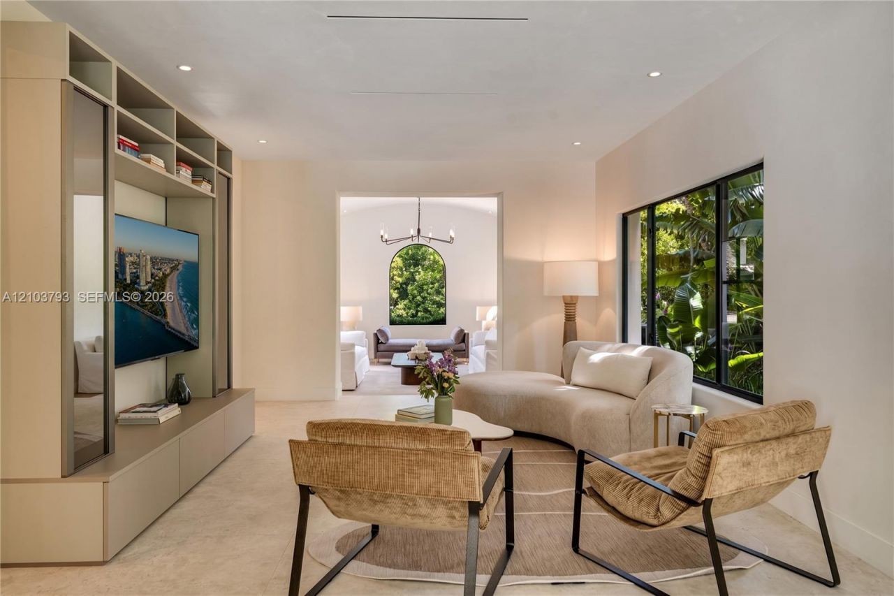 3426 Prairie Ave, Miami Beach, FL 33140 Photo