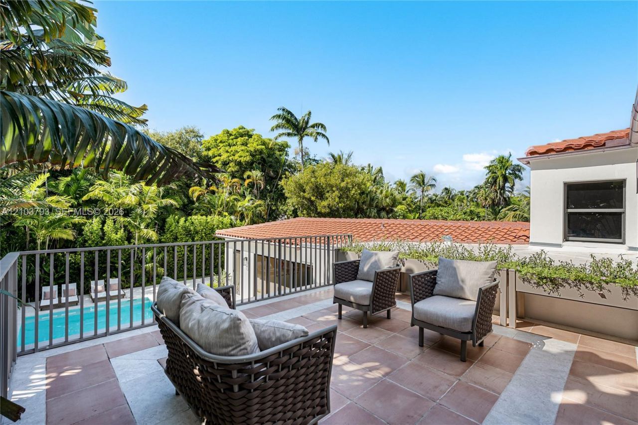 3426 Prairie Ave, Miami Beach, FL 33140 Photo