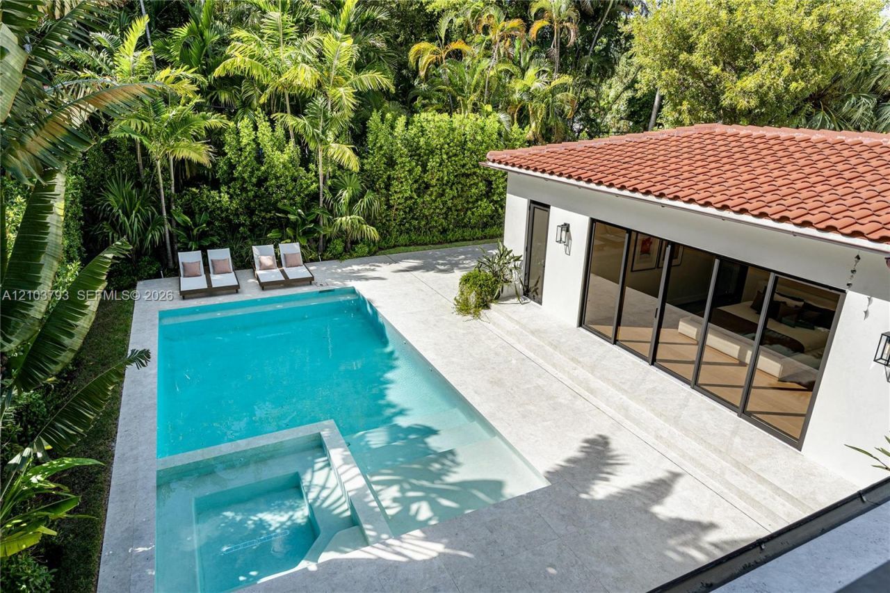 3426 Prairie Ave, Miami Beach, FL 33140 Photo