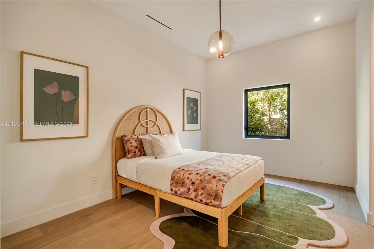 3426 Prairie Ave, Miami Beach, FL 33140 Photo