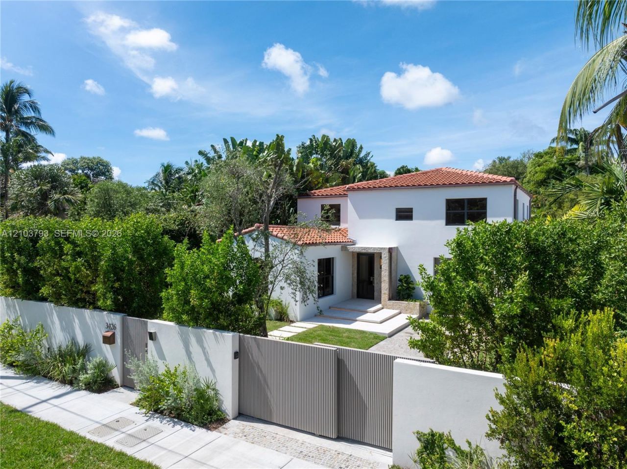 3426 Prairie Ave, Miami Beach, FL 33140 Photo