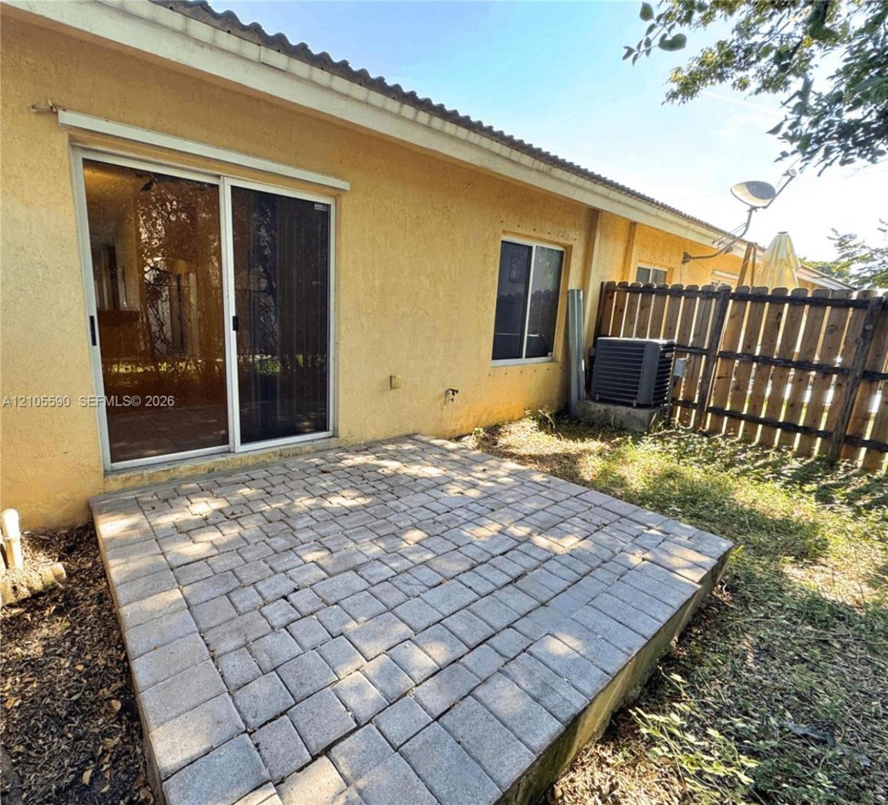 3942 SW 48th Ave, Pembroke Park, FL 33023 Photo