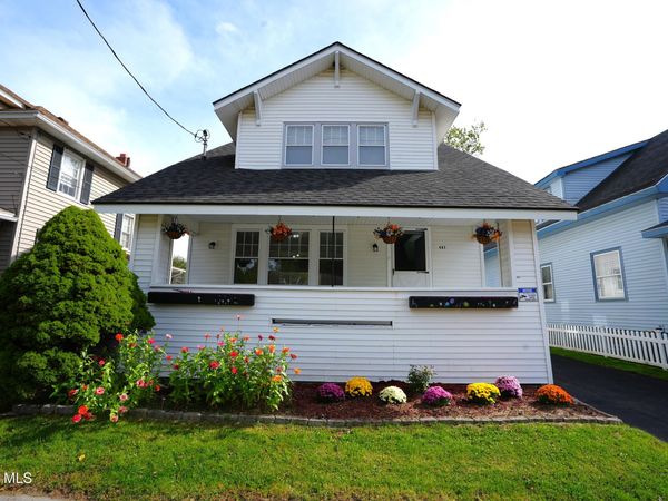 467 Locust Avenue, Amsterdam, NY 12010