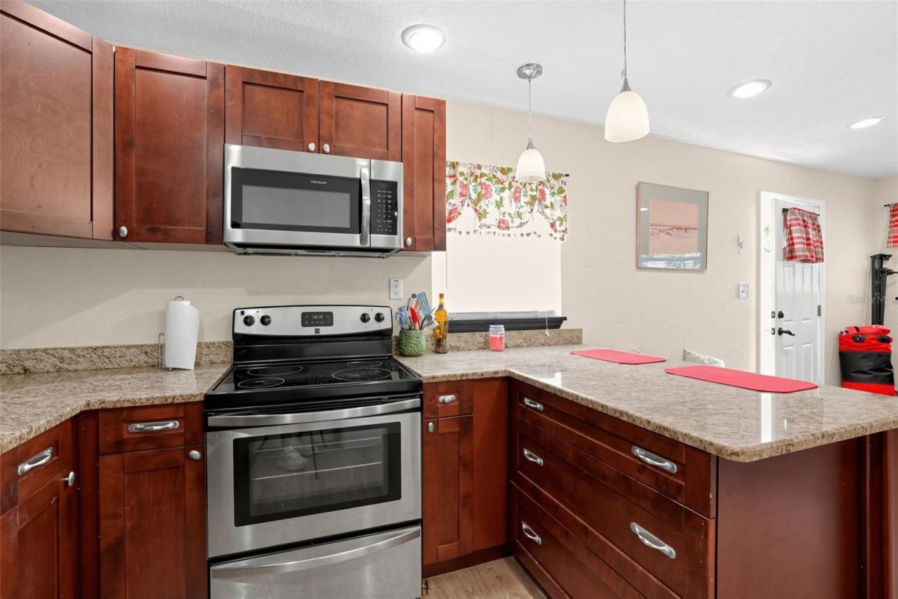 9124 Flint Street , New Port Richey, FL 34654 Photo