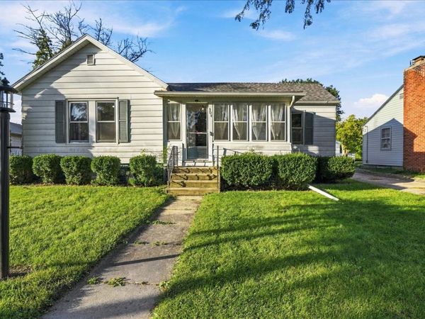 304 E 5th Street , Gridley, IL 61744