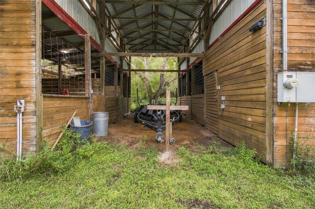 19135 N Dale Mabry Highway, Lutz, FL 33548 Photo