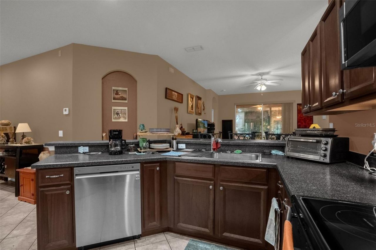 8002 Saint Andrews Way, Mount Dora, FL 32757 Photo