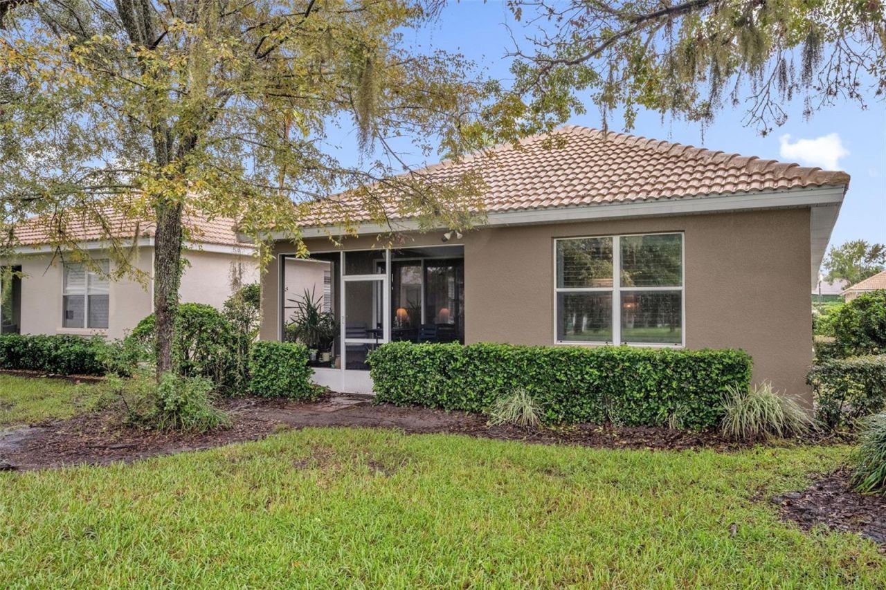 8002 Saint Andrews Way, Mount Dora, FL 32757 Photo