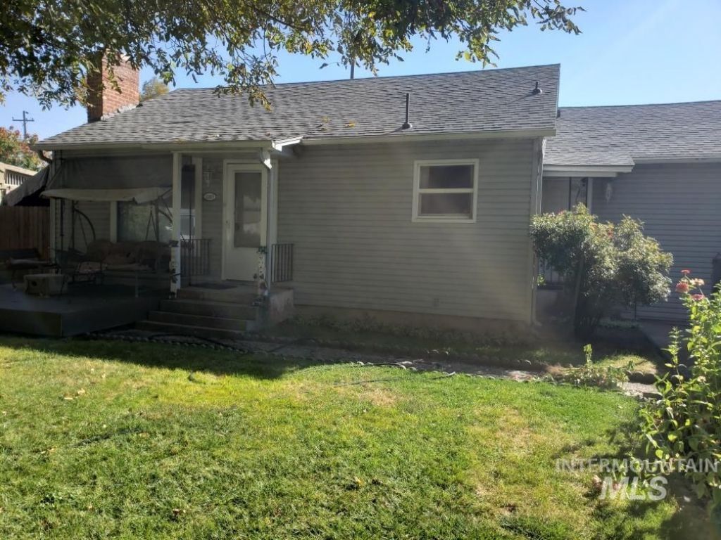 3205 Hansen Ave, Boise, ID 83703 Main Photo