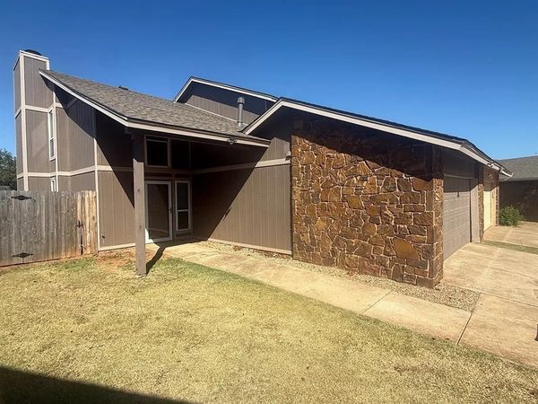 2221 S Shadowridge Court, Oklahoma City, OK 73159