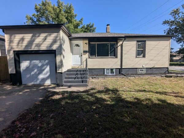 7049 California Avenue , Hammond, IN 46323