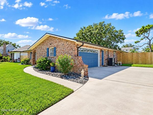 1030 Sunswept Road NE, Palm Bay, FL 32905