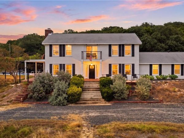 344 E South Fork Rd Road, Comfort, TX 78013
