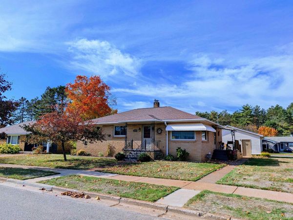 1213 Wenonah Street, Negaunee, MI 49866