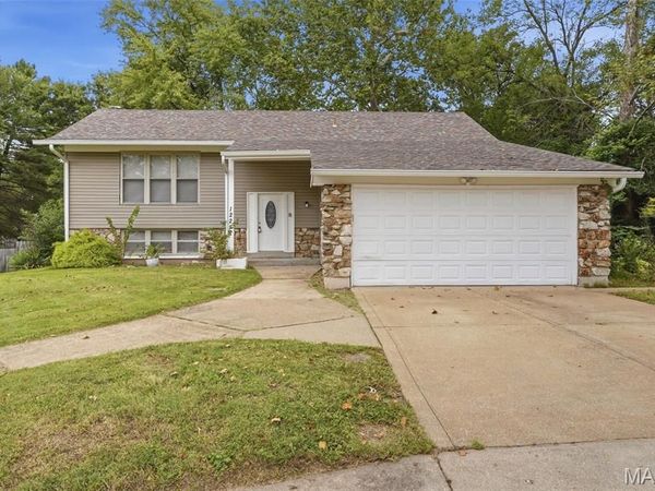 12258 Trailoaks Court , Black Jack, MO 63033