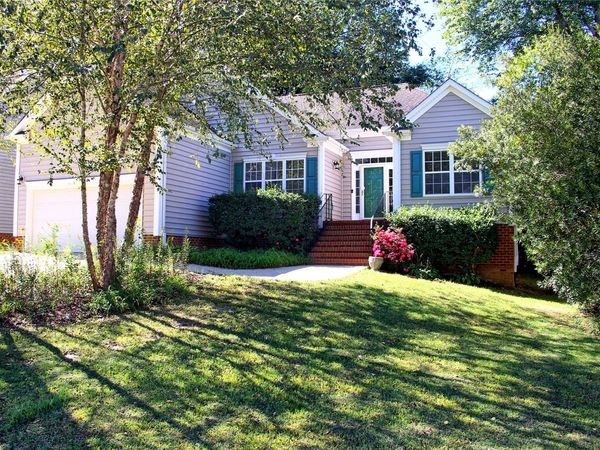 6256 St Johns Wood , Williamsburg, VA 23188