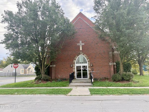 708 E Eureka Street, Lima, OH 45804