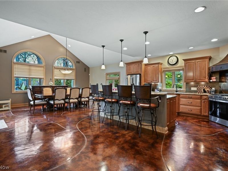 2942 Torrey Pines Circle NW, Canton, OH 44708 Photo 13