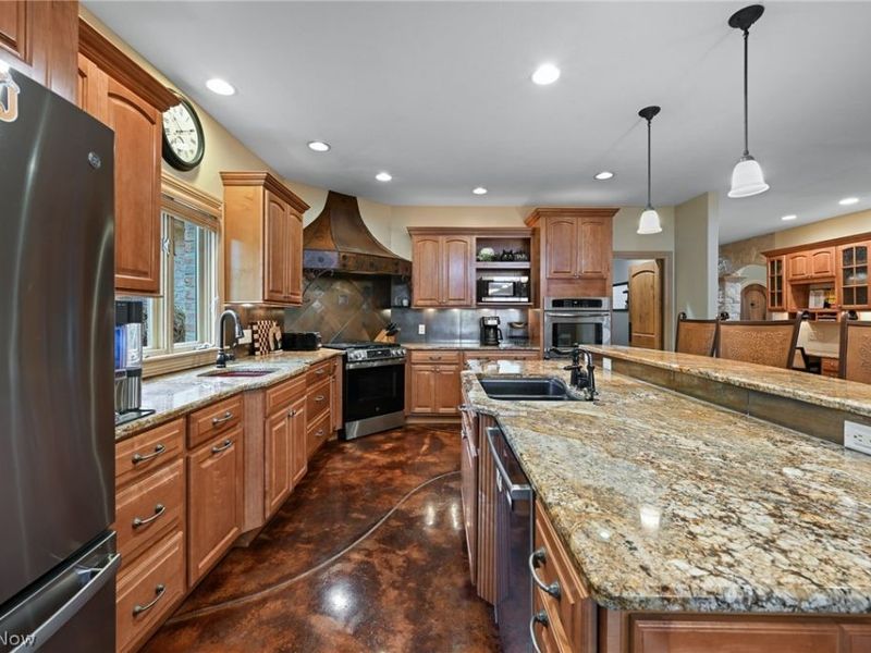 2942 Torrey Pines Circle NW, Canton, OH 44708 Photo 15