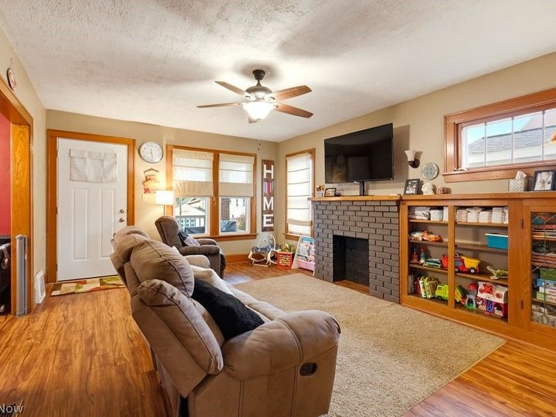 932 4th Street NE, Massillon, OH 44646 Photo 8
