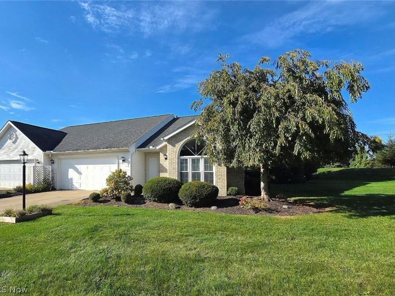 5650 Lauren Oval, Medina, OH 44256 Photo 1