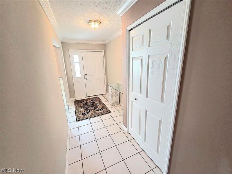 5650 Lauren Oval, Medina, OH 44256 Photo 9