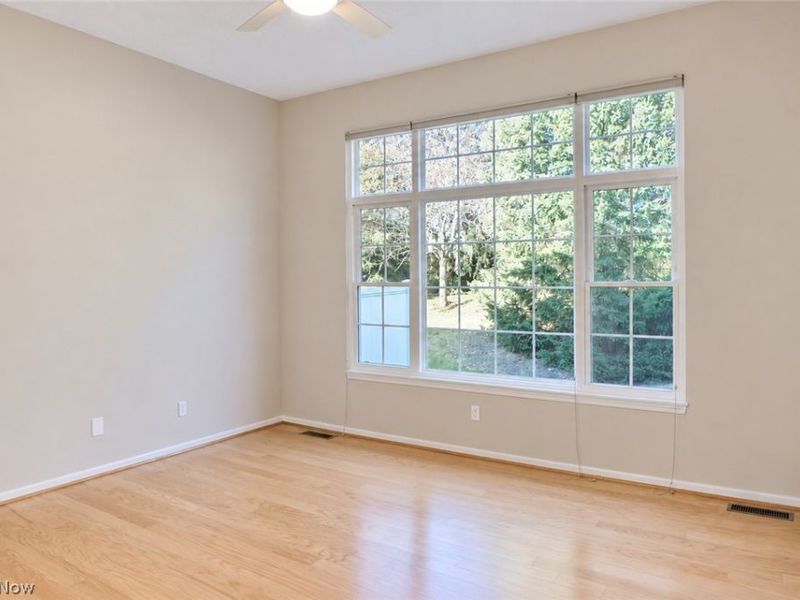 29433 Hummingbird Circle , Westlake, OH 44145 Photo 17