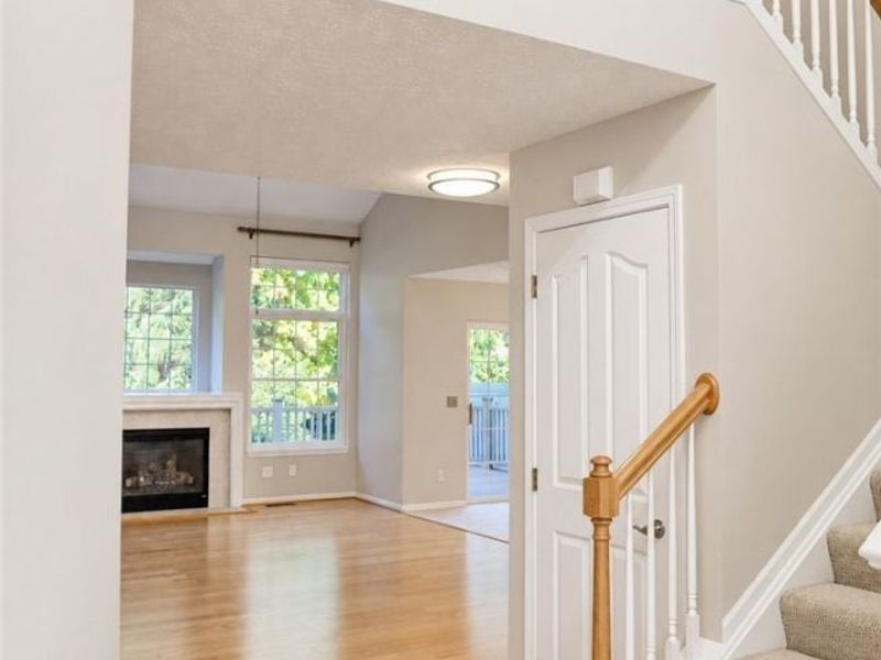 29433 Hummingbird Circle , Westlake, OH 44145 Photo 25