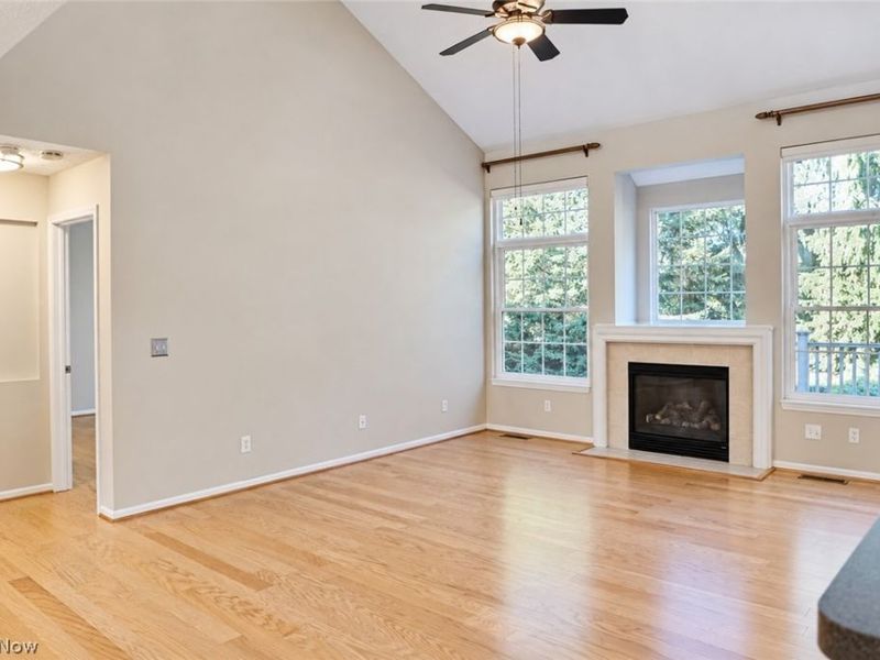 29433 Hummingbird Circle , Westlake, OH 44145 Photo 3