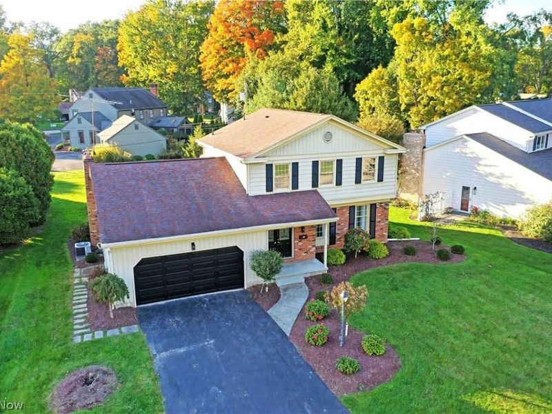 1050 Westport Drive, Boardman, OH 44511 Photo 4