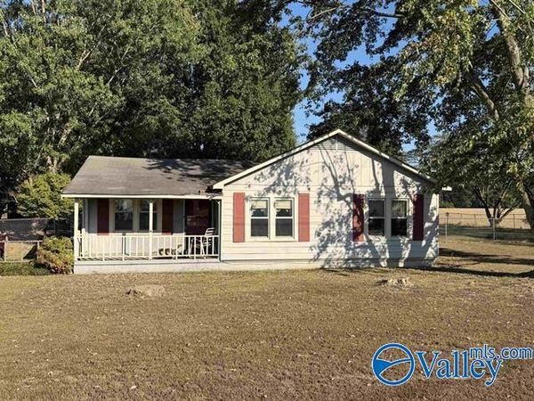 18320 Thompson Road, Athens, AL 35611