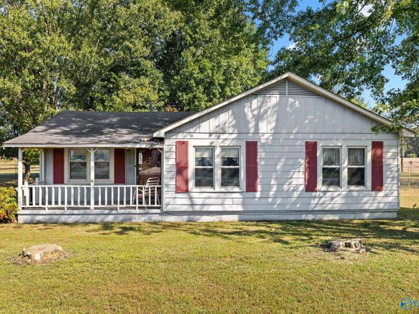 18320 Thompson Road, Athens, AL 35611