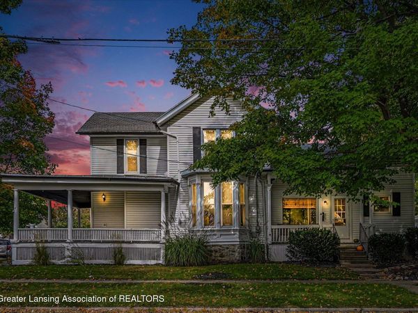 211 S Wight Street, St. Johns, MI 48879