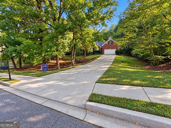 1271 Harvest Lane, Hoschton, GA 30548