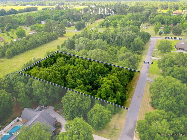 5549 Tara Road , Waycross, GA 31503