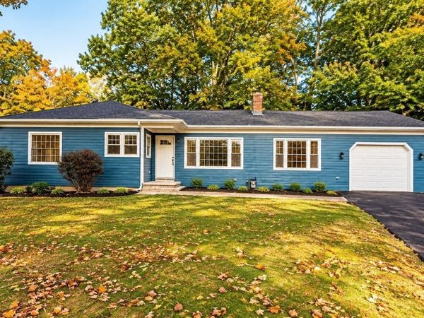 47 Depot St, Westford, MA 01886