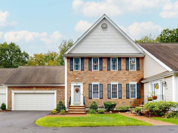 23 Turtlebrook Way, Unit 23, Medfield, MA 02052