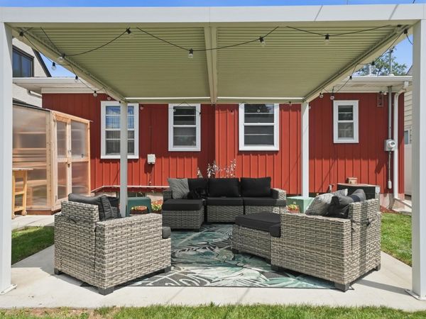 5752 23rd Avenue S, Minneapolis, MN 55417