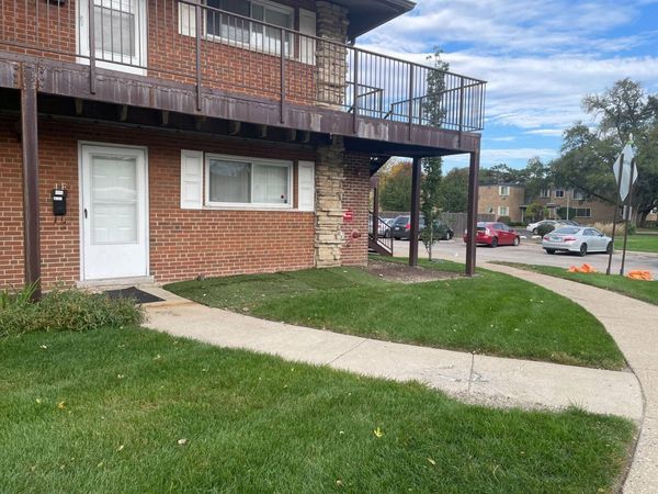 1480 S BUSSE Road , Unit 1F, Mount Prospect, IL 60056
