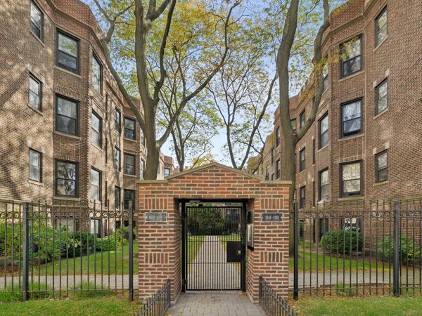 6257 N Sheridan Road , Unit 48, Chicago, IL 60660
