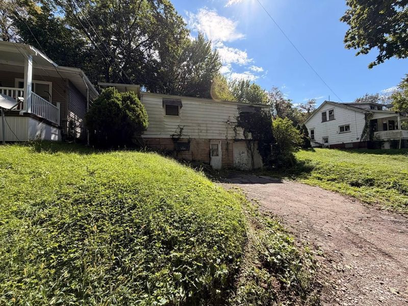 1218 Northside Avenue, East Liverpool, OH 43920 Photo 3