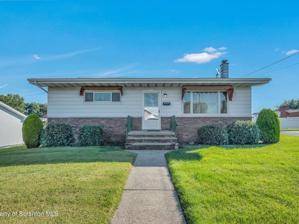 100 Ann Street, Old Forge, PA 18518
